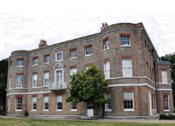 Valentines Mansion